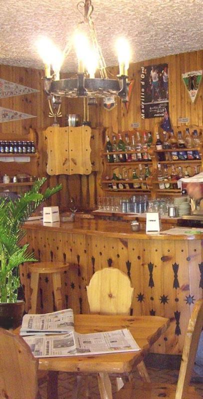Sporting Hotel Club Pelos Zewnętrze zdjęcie
