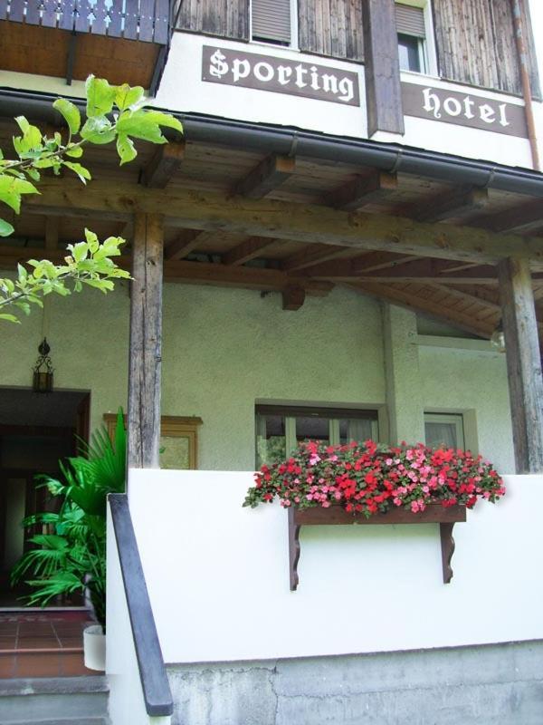 Sporting Hotel Club Pelos Zewnętrze zdjęcie